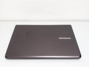 Samsung 13.3 inch Ultrabook i3 4G 500G SSHD 85% new 適合文書處理，出街用（已售出）