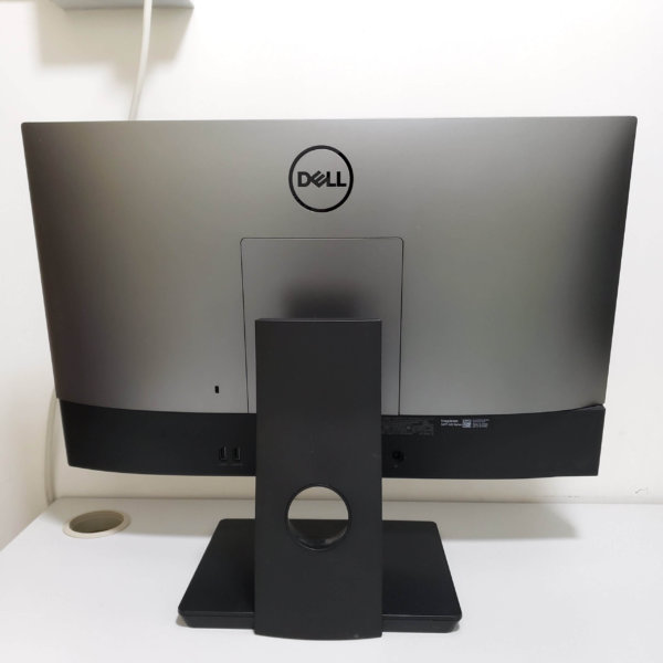 Dell Inspiron 24吋5477 All-in-One 桌上型電腦