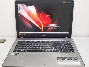 Acer F5-573G 15.6吋 FHD Gaming notebook i7 8G 256G SSD + 1000G HDD 獨顯 GTX 950M 4G(已售出)