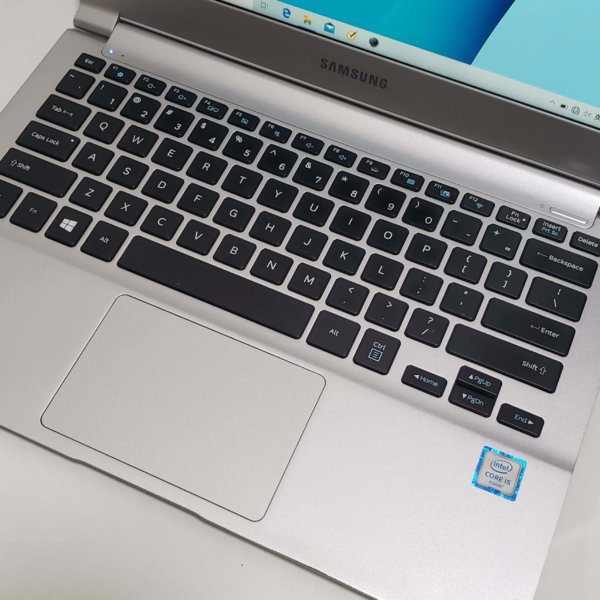 Samsung-900X3L-k02