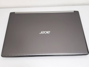 Acer A515 15.6″ FHD laptop i5-7200U 4G DDR4 256G SSD 獨顯940M 2G MON 中間有條線 保用3日（已售出)