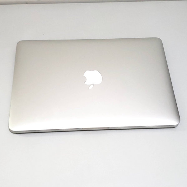 Apple-Macbook-Pro-2015