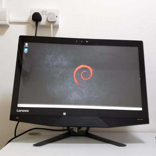 Lenovo-AIO-700-24ISH-i7-6700