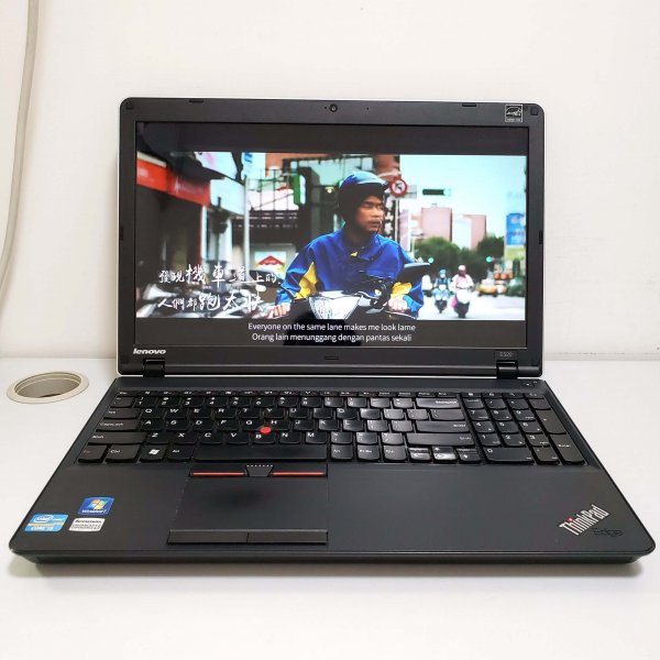 二手 ThinkPad E520 i3 4G 500G HDD 獨顯 15.6" 大MON Laptop