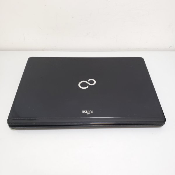 富士通lifebook SH572 旗艦級商務