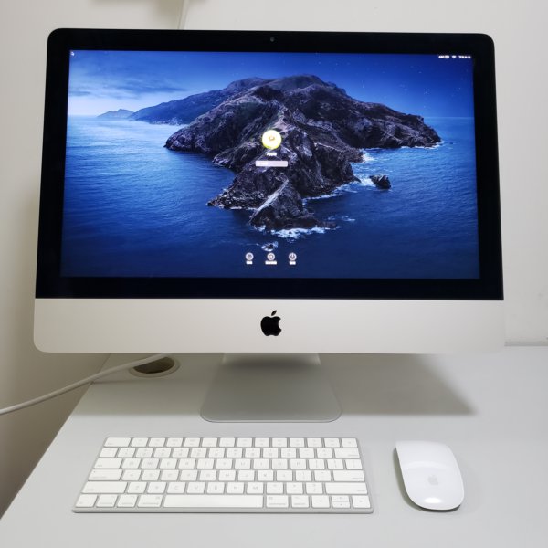 Imac 2017 4K Mon (i5/8G/1000G HDD/獨顯Radeon Pro 555 2gb) Apple keyboard , Mouse
