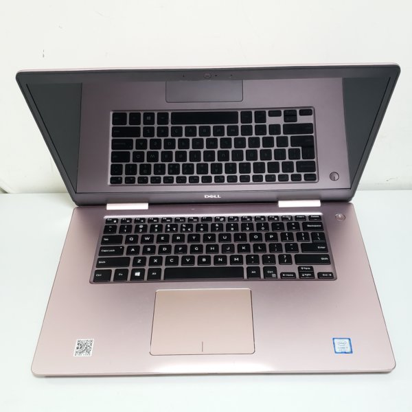 Dell Inspiron 15-7570 (第8代 i7-8550U CPU/8G Ram/256G SSD 雙硬碟/ 15.6" FHD) 保用3日