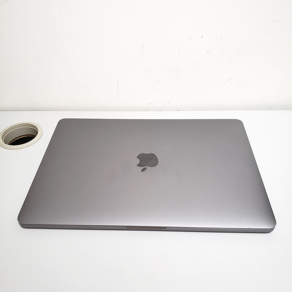 出售二手 Macbook pro 2016 13" i5 8G 256G 充電~110次(已售) - Johnnys computer