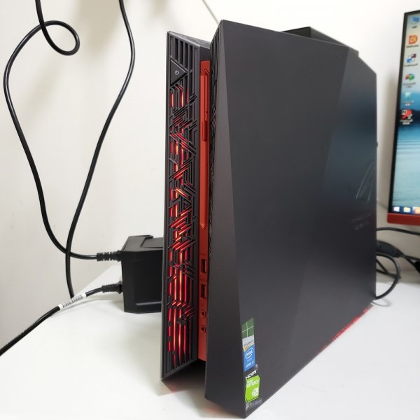 ASUS ROG G20AJ Gaming Desktop (i7-4790+GTX 960+16GB+2000GB HDD) 極新淨