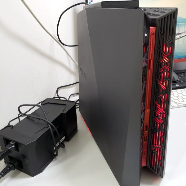 ASUS ROG G20AJ Gaming Desktop (i7-4790+GTX 960+16GB+2000GB HDD) 極新淨