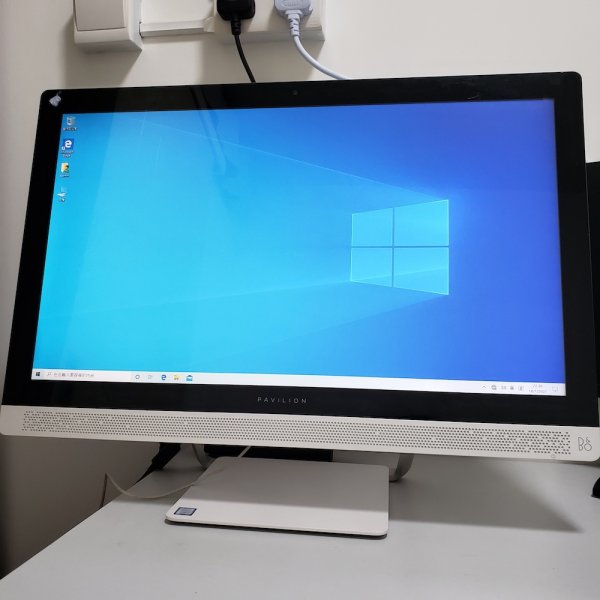 [新淨好用] HP 24-B277HK i7-7700T 16GB GT930MX 4GB 24" FHD Touch Mon 保用3日