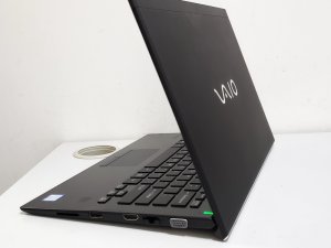 Sony VAIO S13 (VJS132C11W) 13” Ultrabook (i3-7100U+4G+128G SSD) 極新淨(已售出)
