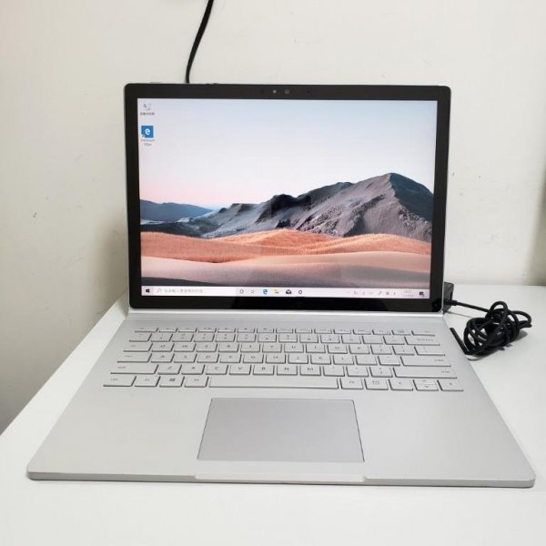 Microsoft Surface Book 1 13.5寸 i5-6300U 8G Ram 128G SSD 3K touch Mon 有保用