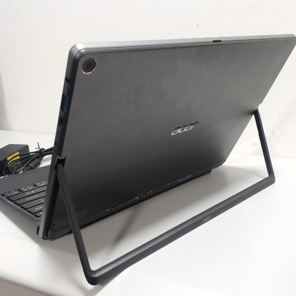 Acer Switch 5 N17P5 12inch Touch Screen i5-7200 8G 256G 平板電腦連鍵盤