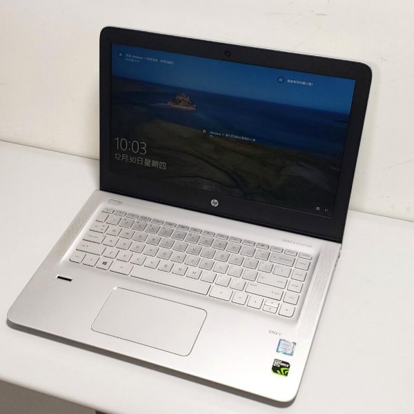 Hp 15.6 inch Gamimg notebook i7-6700HQ GTX 950 4G 12G ram 256G SSD 極新淨 指紋解鎖
