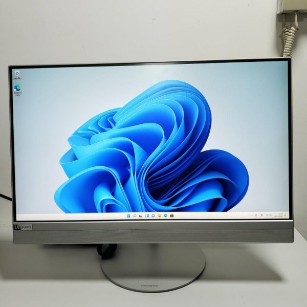 Lenovo AIO 520-22IKL G4560T 8G Ram 240G SSD Windows 11 文書上網睇戲一體機