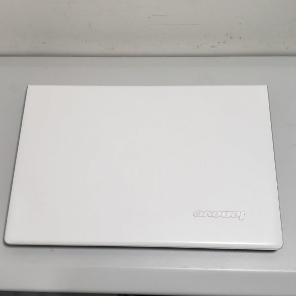 Lenovo 15.6寸文書遊戲手提電腦 i5-5200U 8G 256G SSD 獨立顯卡 R9 M375 4G