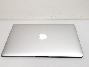 Macbook air 2017 13 inch i5 8gb 128gb