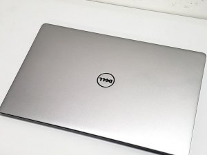 Dell XPS 13 9360, 13吋窄身輕巧幼邊高清1920*1080 FHD mon, i5-7200u,8GB ram, 256GB SSD