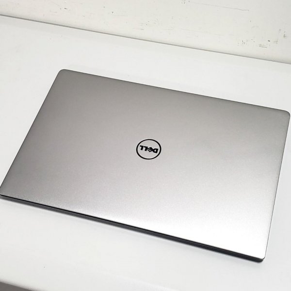 Dell XPS 13 9360, 13吋窄身輕巧幼邊高清1920*1080 FHD mon, i5-7200u,8GB ram, 256GB SSD