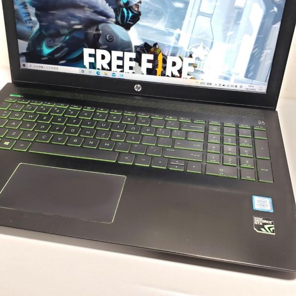Hp Gamimg 15.6 inch notebook i7-7700HQ GTX 1050 16G ram 128G m.2 SSD + 1TB HDD