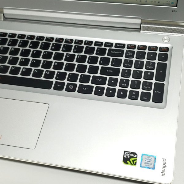 Lenovo Gamimg notebook 15.6 inch i7-6700HQ GTX 950 8G ram 256G SSD