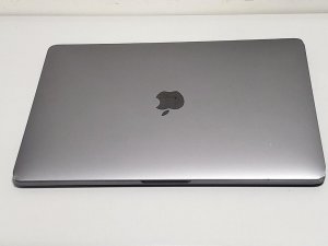 Macbook pro 2017 touch bar 13inch i5 8G 256G 3角有凹