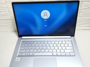 處理器:Intel i5-10210U 顯示屏:14吋 解像度:1920 x 1080 記憶體:8GB 硬碟:512GB NVME M.2 SSD 顯示卡:Intel UHD Graphics 620 重量:1.35kg N03.B63