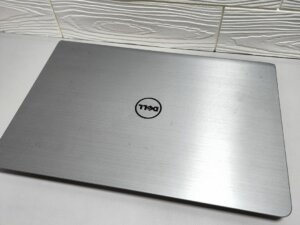 Dell 5557 (i7 6代 Notebook) (CPU:i7-6500U RAM:8G 480G SSD  LED:15.6″1080P 獨立顯卡NVIDIA 930M)