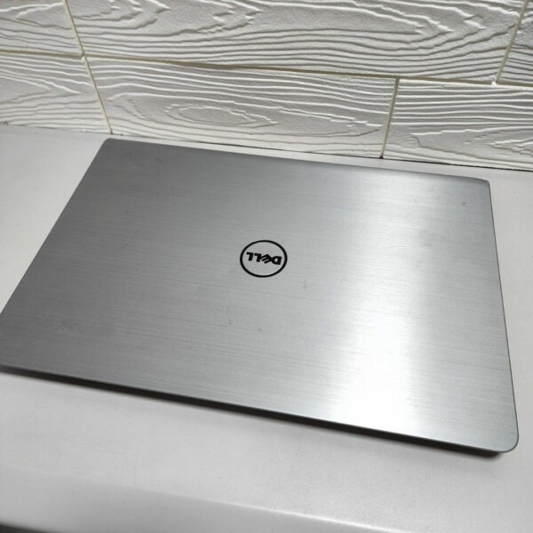 Dell 5557 (i7 6代 Notebook) (CPU:i7-6500U RAM:8G HDD 1TB LED:15.6"1080P 獨立顯卡NVIDIA 930M)