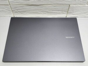 極新 Samsung 三星 Notebook Plus 2 有盒有單保到25年2月 15.6 寸 8G Ram 256G Nvme SSD