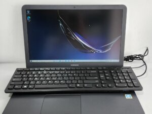 Samsung Notebook 3 15.6吋 CPU 5405U 8GB 256G SSD 連 USB keyboard