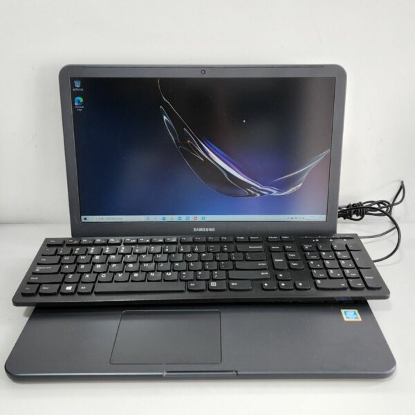 Samsung Notebook 3 15.6吋 CPU 5405U 8GB 256G SSD 連 USB keyboard