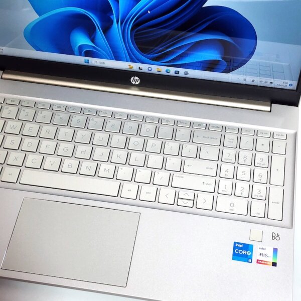 95% new HP Pavilion 15.6吋 (2023) (i5-1340P, 16GB+1TB SSD) 7 個月原廠保養 Touch mon